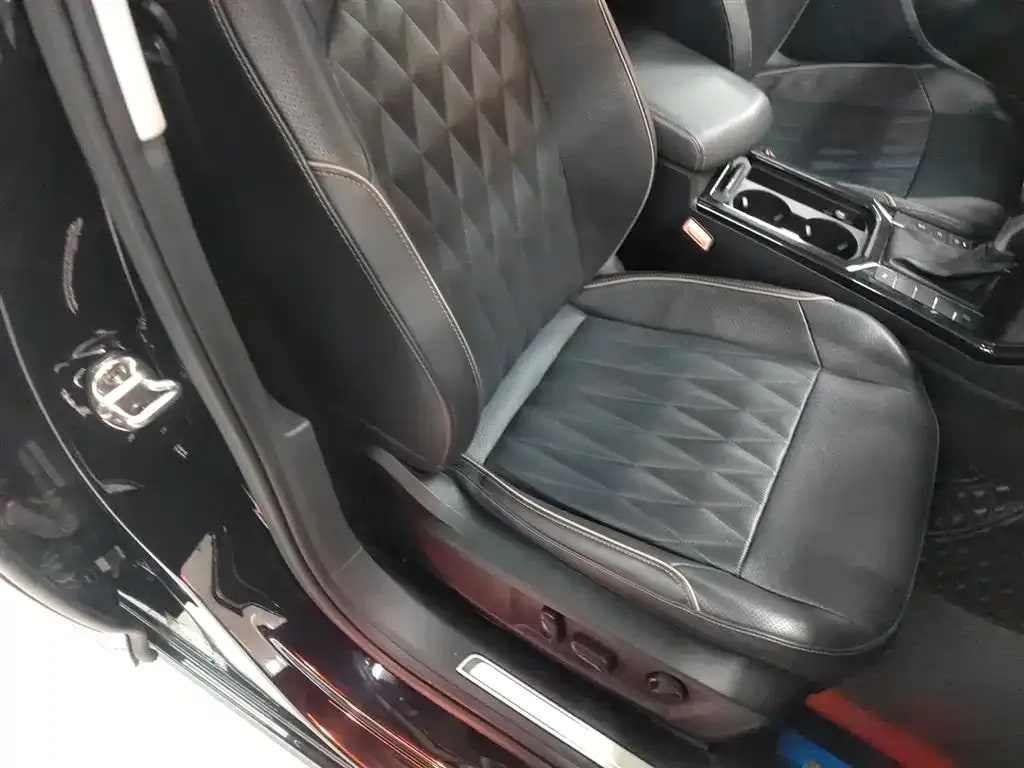 Volkswagen Passat — фото 7