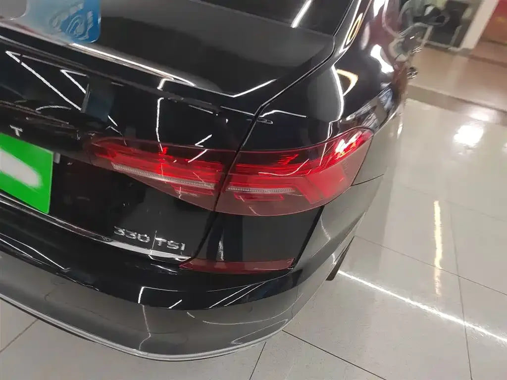 Volkswagen Passat — фото 12