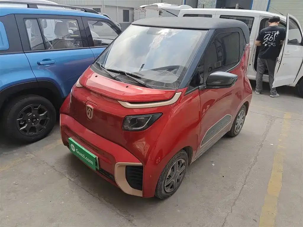 Baojun E200