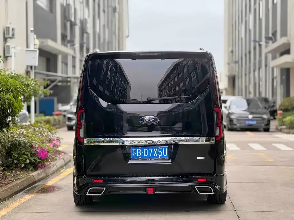 Ford Transit Black Knight — фото 13