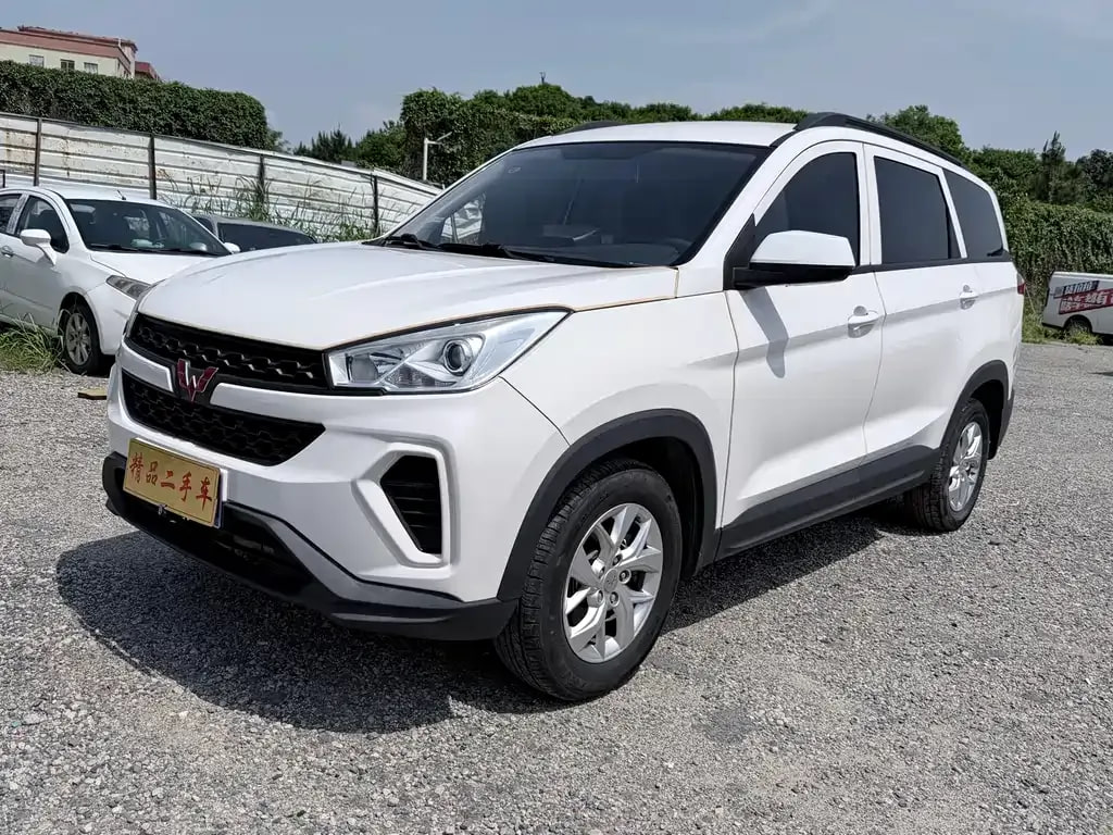 Wuling Hongguang S3