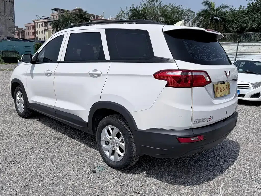 Wuling Hongguang S3 — фото 8