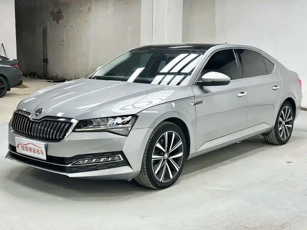 Skoda Superb — фото 5