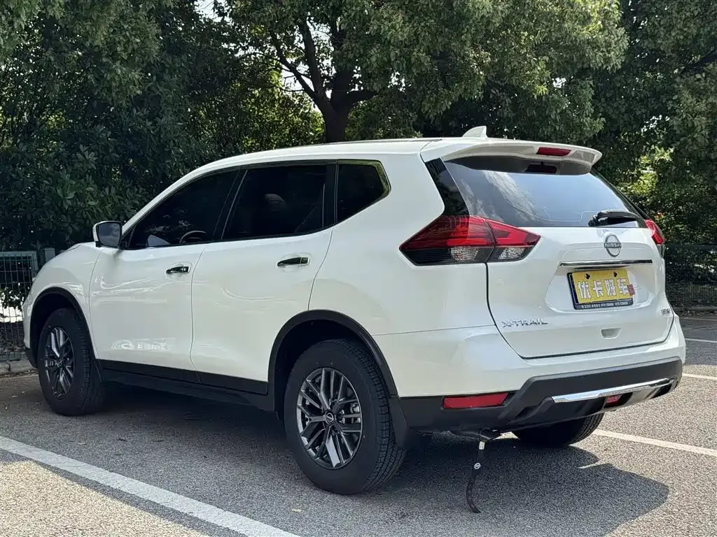 Nissan X-Trail — фото 4