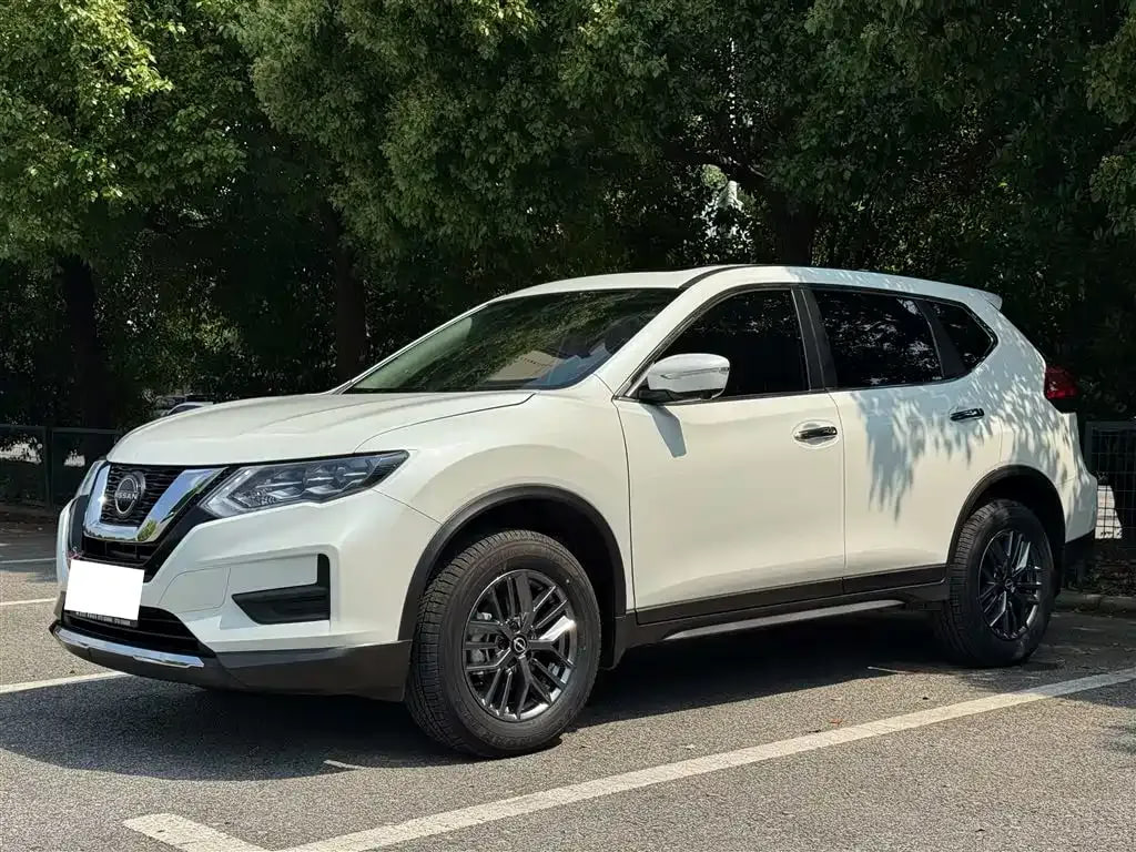 Nissan X-Trail — фото 6