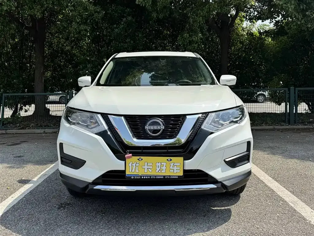 Nissan X-Trail — фото 15