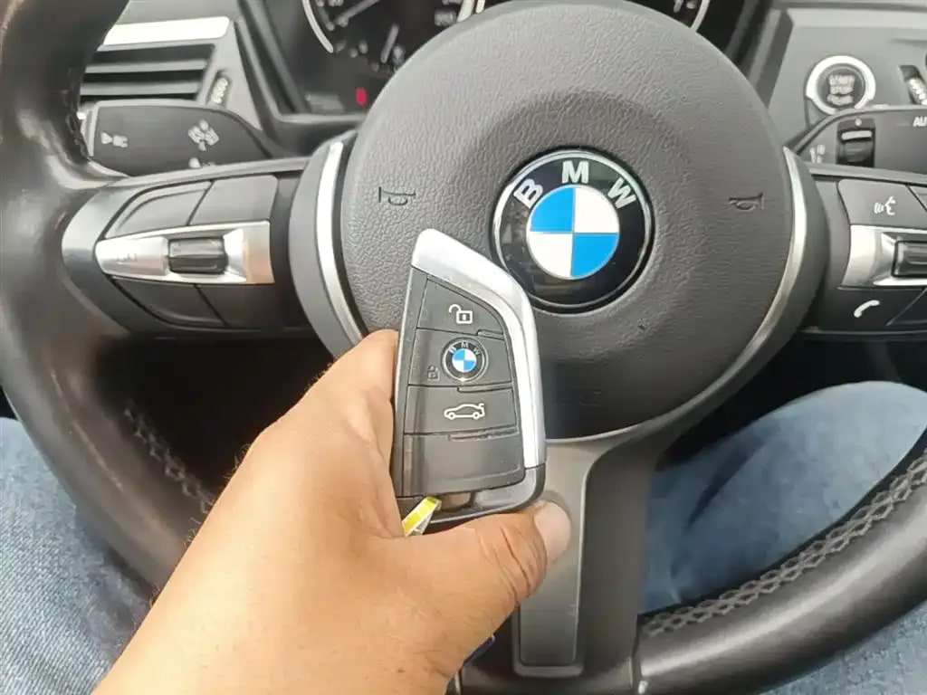BMW 1 Xi — фото 14