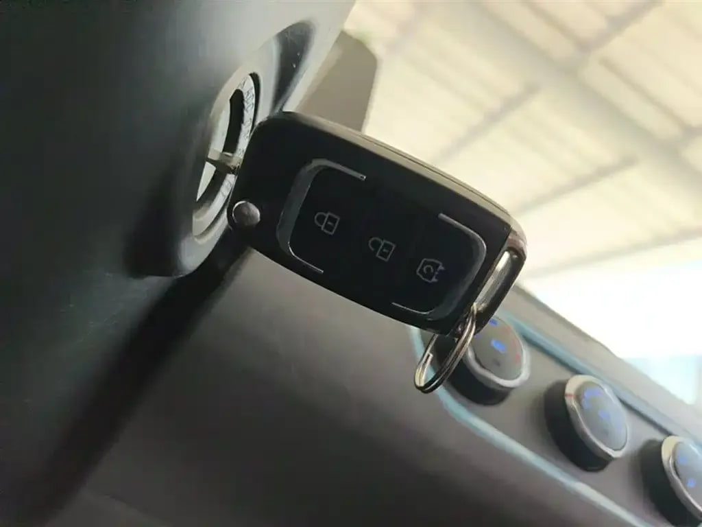 Dongfeng Fengon Mini EV — фото 15
