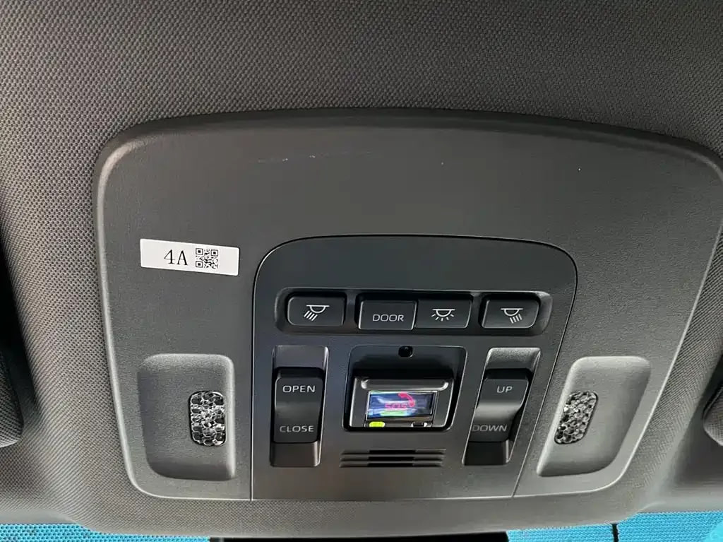 Toyota Avalon — фото 10