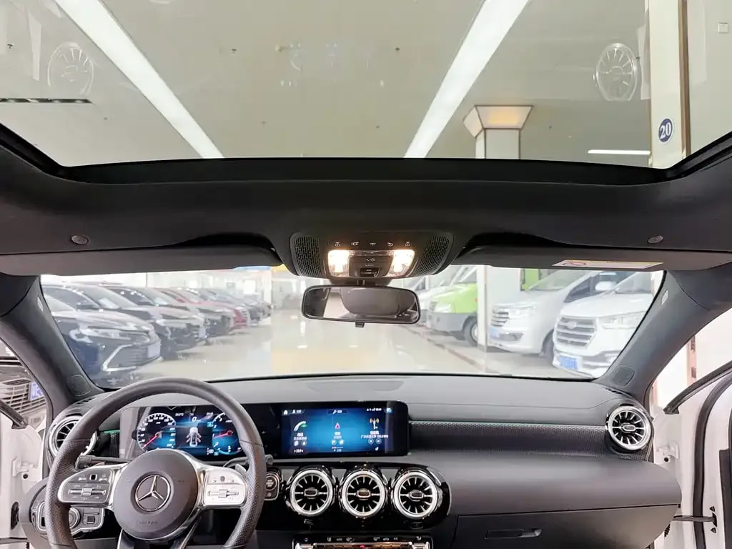 Mercedes-Benz A-Class — фото 13