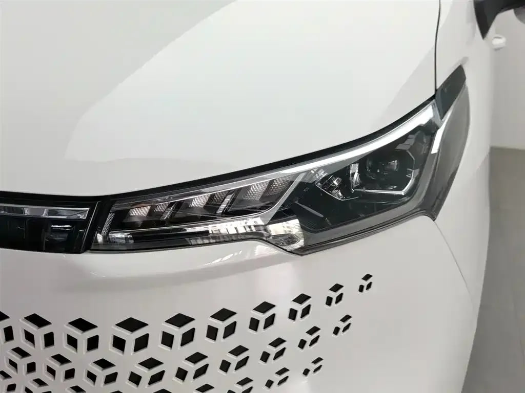 SAIC Maxus Xin Tu V70 — фото 3