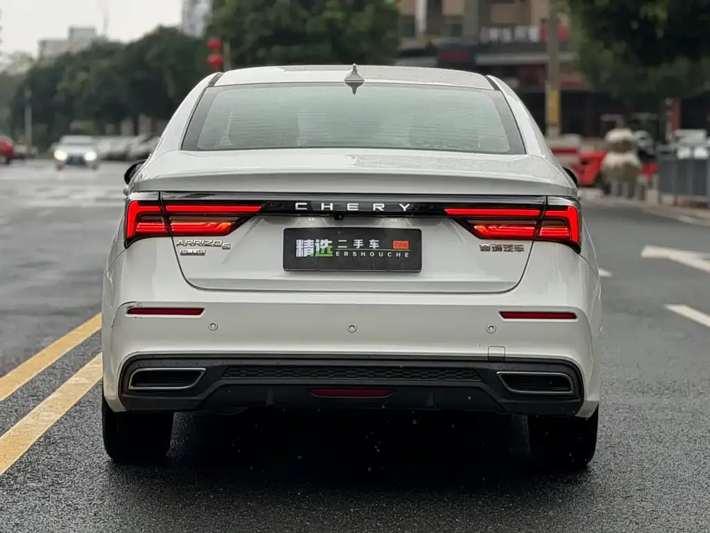Chery Arrizo 5 Plus — фото 10
