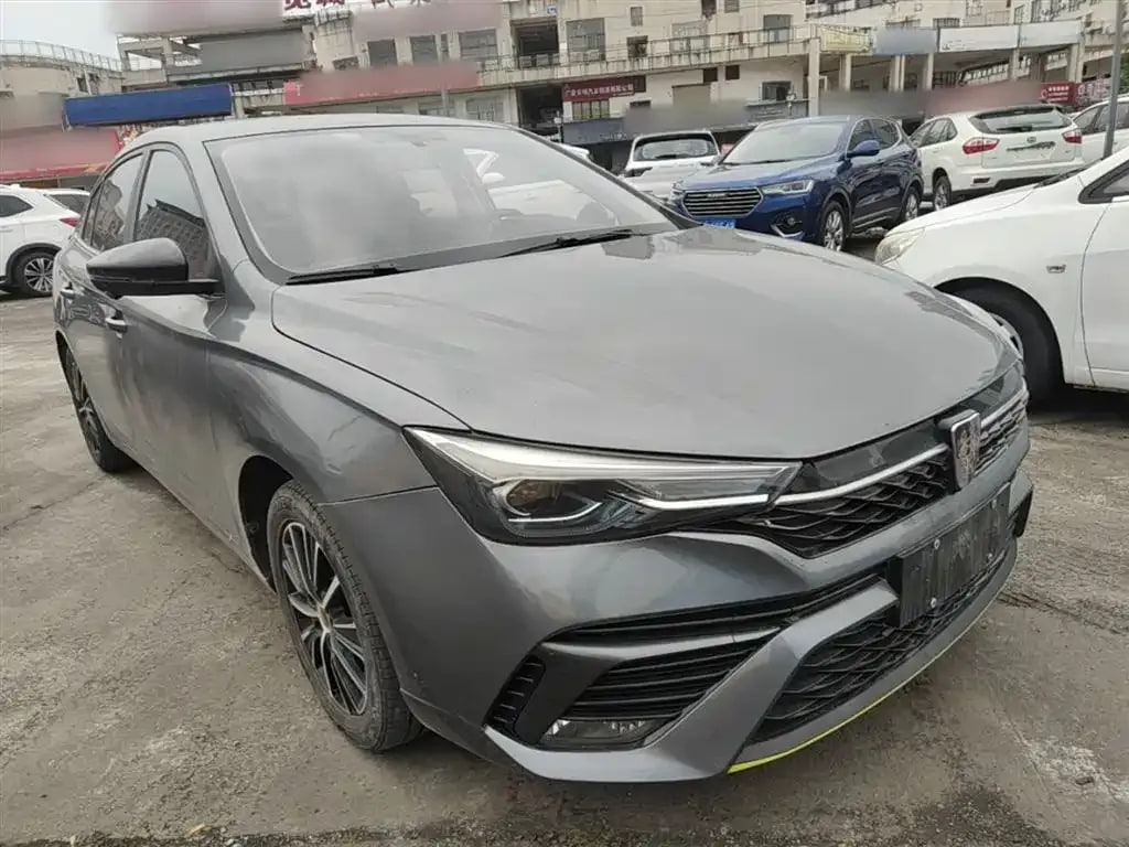 Roewe I5 — фото 6