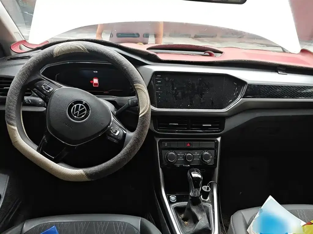 Volkswagen T-Cross — фото 2