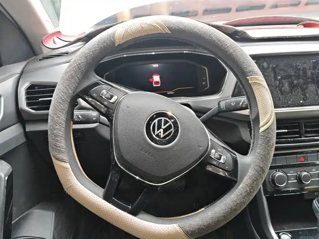 Volkswagen T-Cross — фото 6
