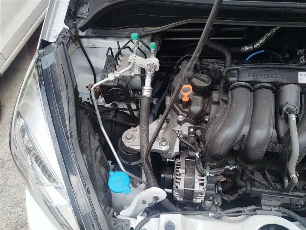 Honda Fit — фото 11