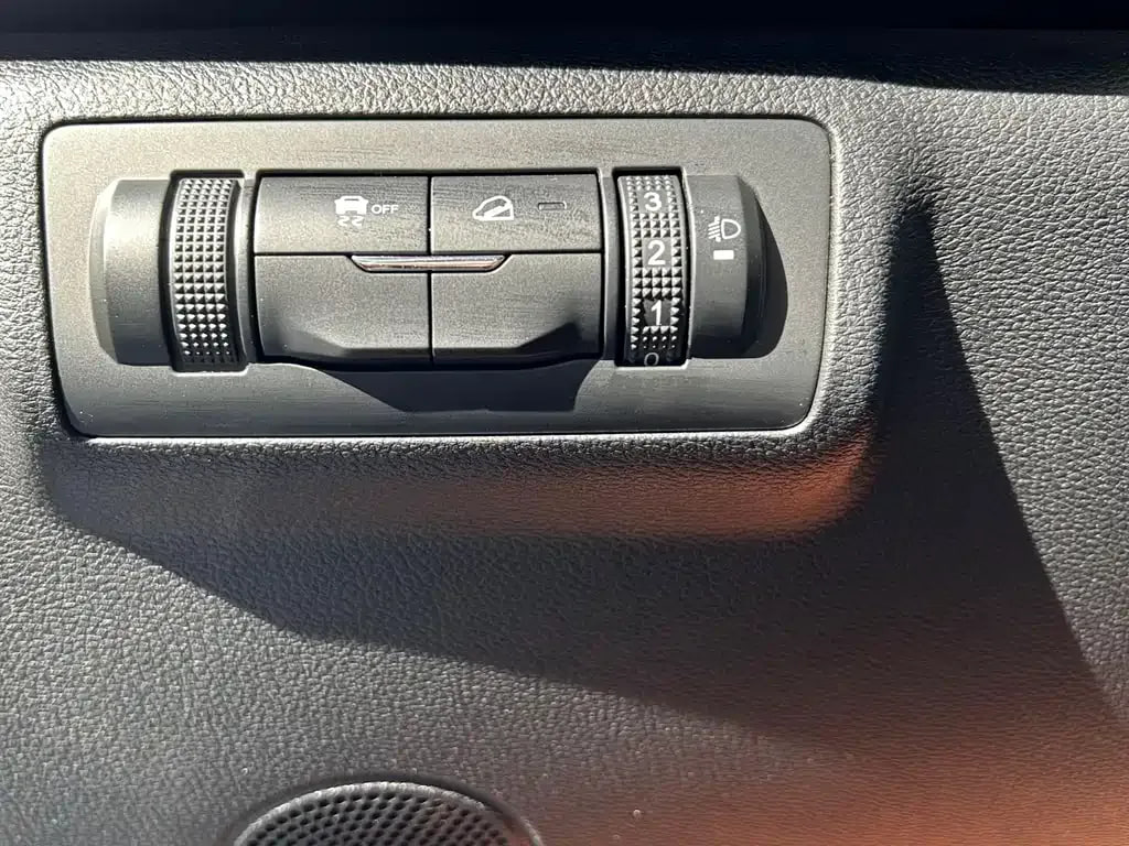 Chery Tiggo 7 — фото 10
