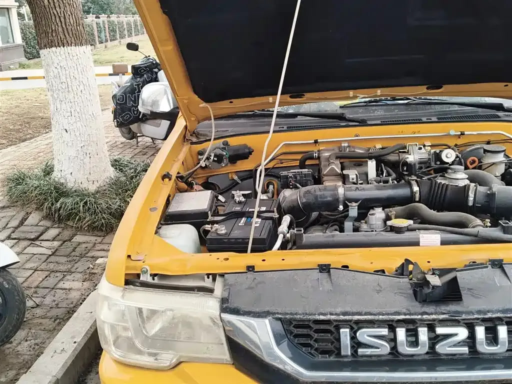 Isuzu T17 — фото 13