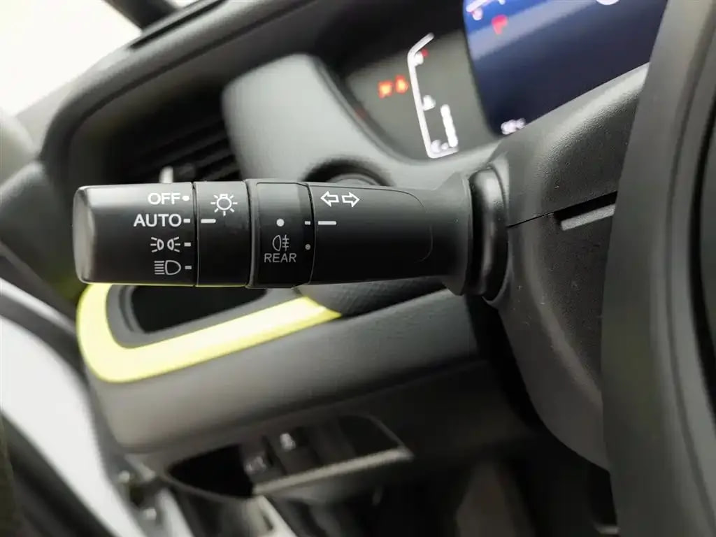 Honda Fit — фото 8