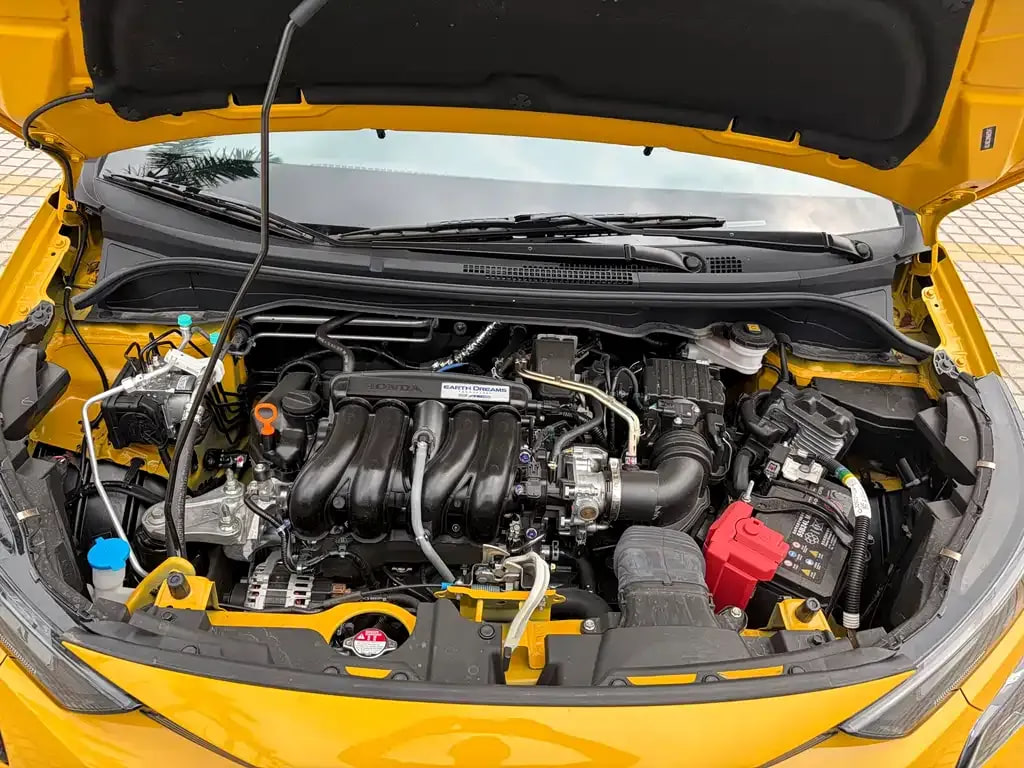 Honda Fit — фото 6