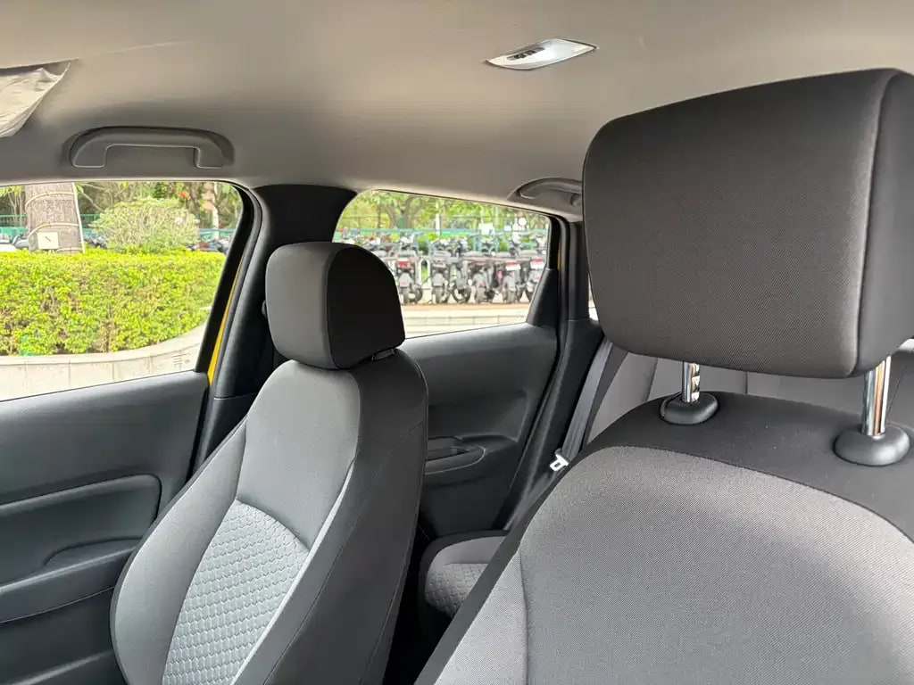 Honda Fit — фото 10