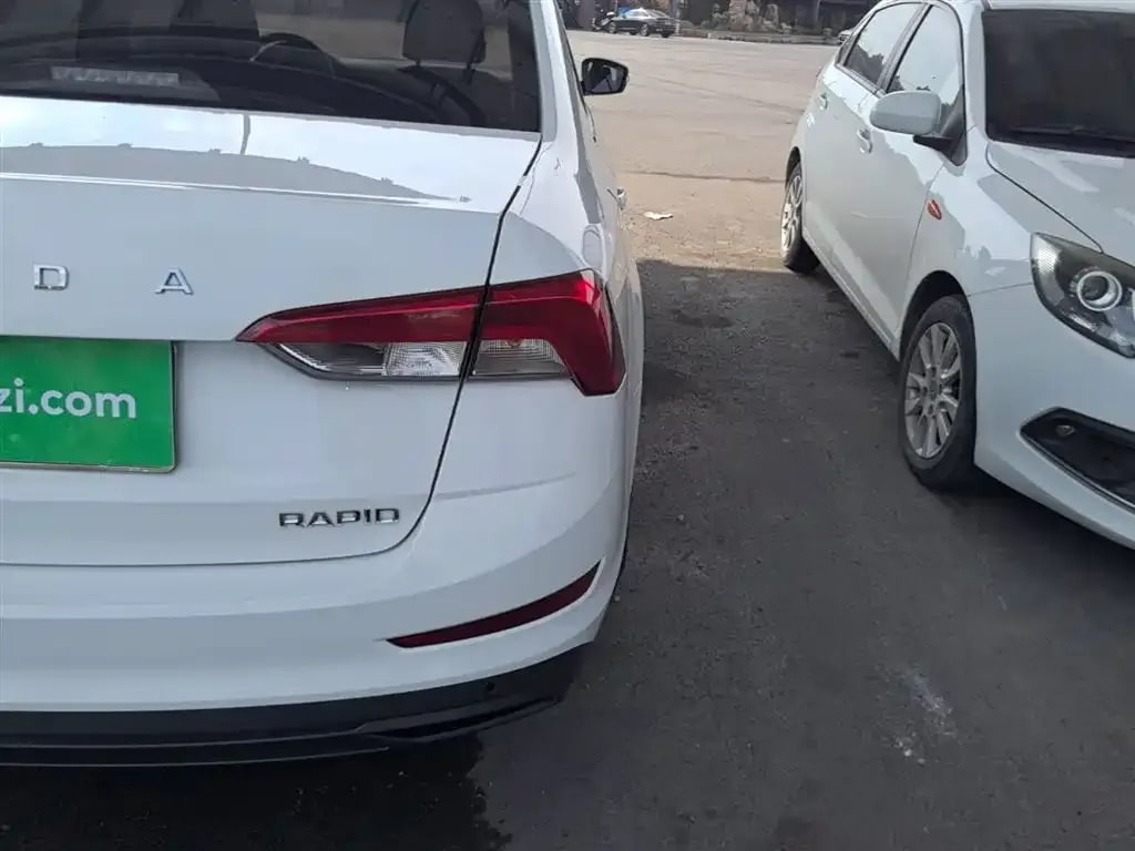 Skoda Rapid — фото 10