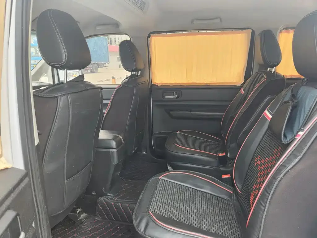Wuling Hongguang Plus — фото 13