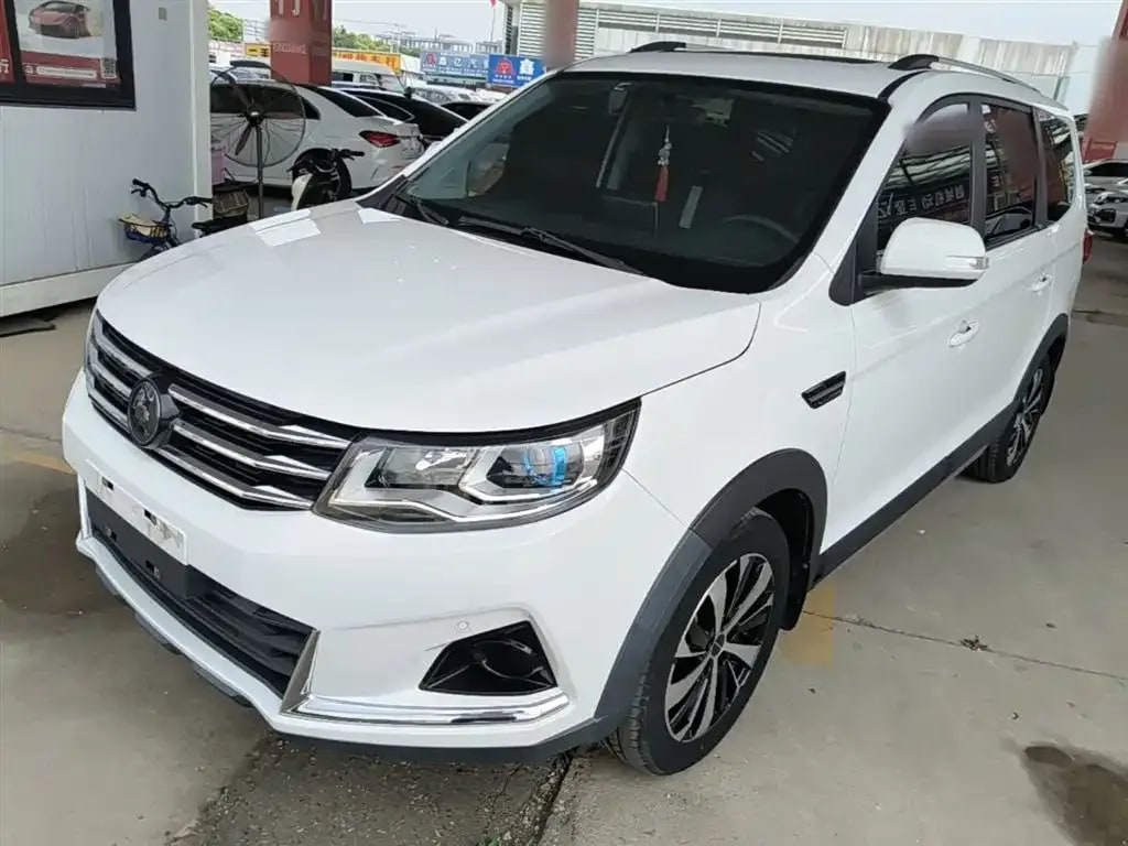 Dongfeng Feng Xing SX6 — фото 6