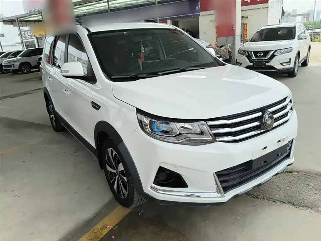 Dongfeng Feng Xing SX6 — фото 7