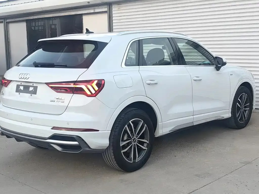 Audi Q3 — фото 3