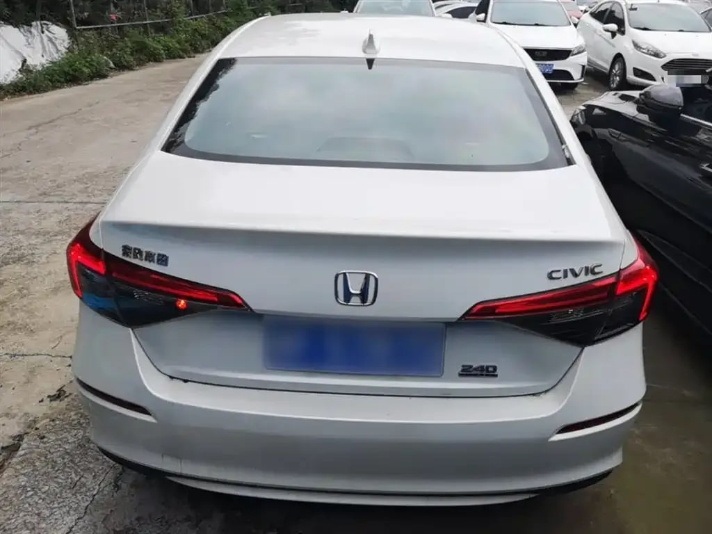 Honda Civic — фото 2