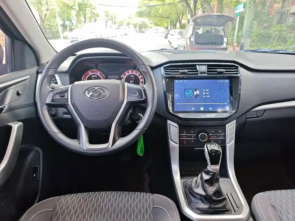 SAIC Maxus T60 — фото 15