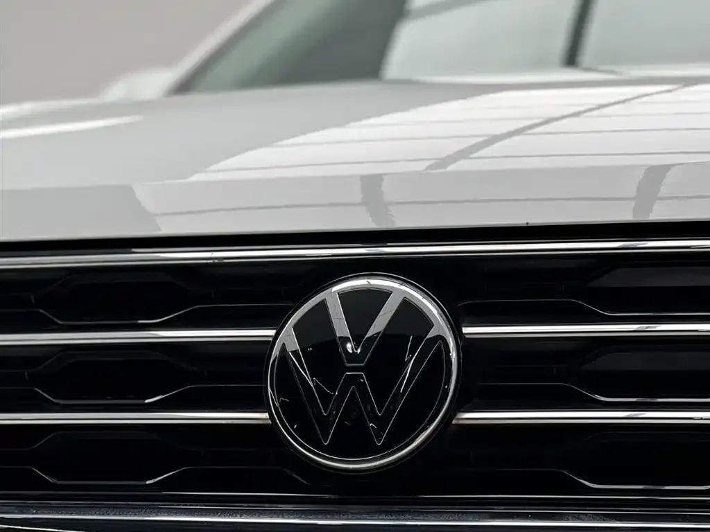 Volkswagen T-ROC Tan Ge — фото 15