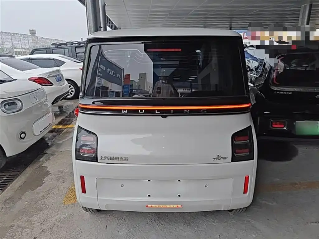 Wuling Air Ev Qing Kong — фото 2