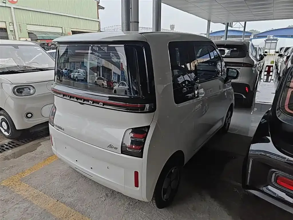 Wuling Air Ev Qing Kong — фото 4