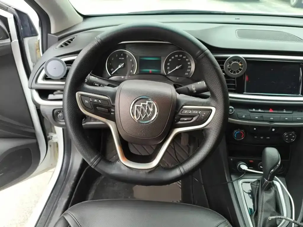 Buick Ying Lang