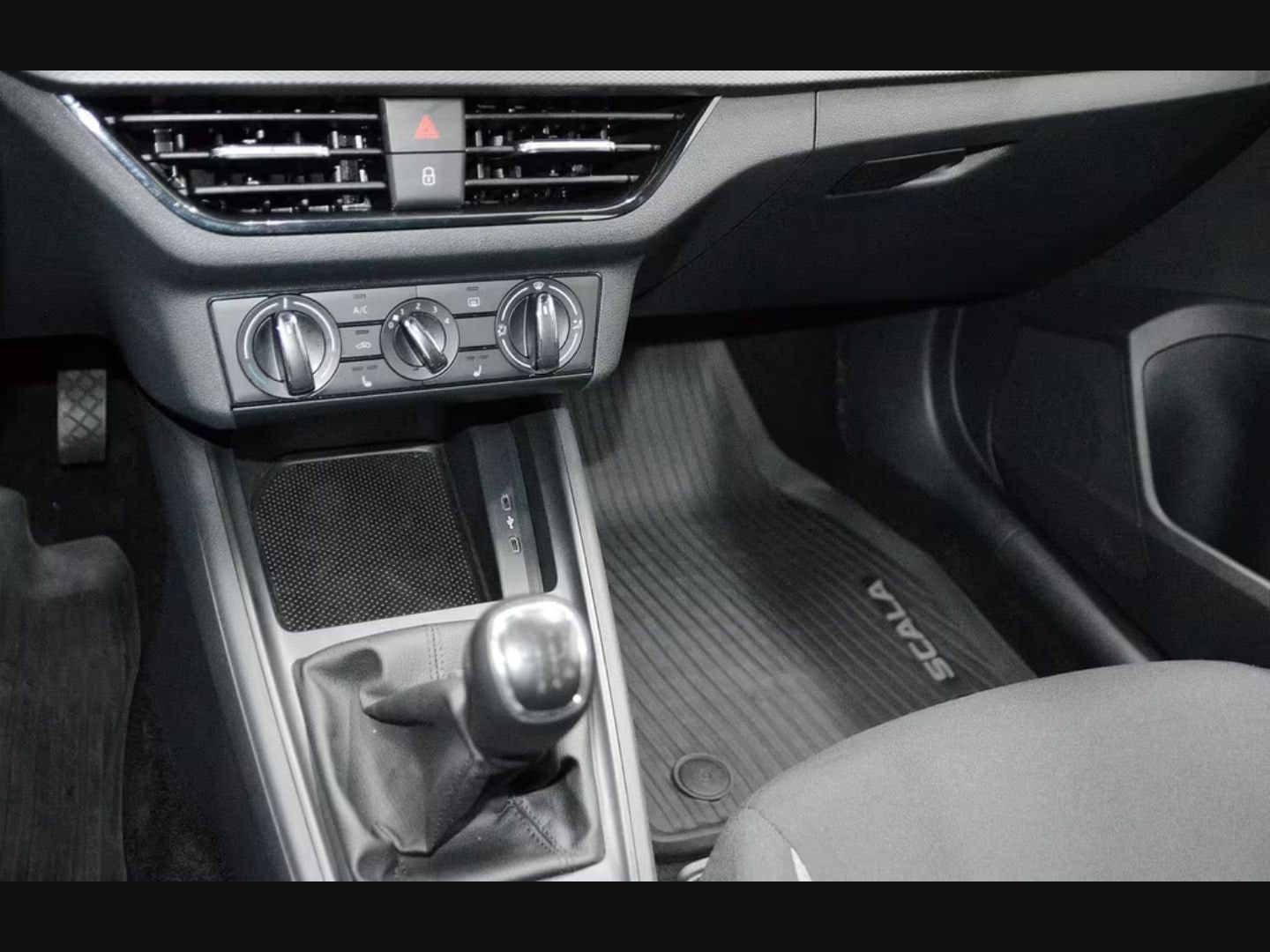 Skoda Scala — фото 9