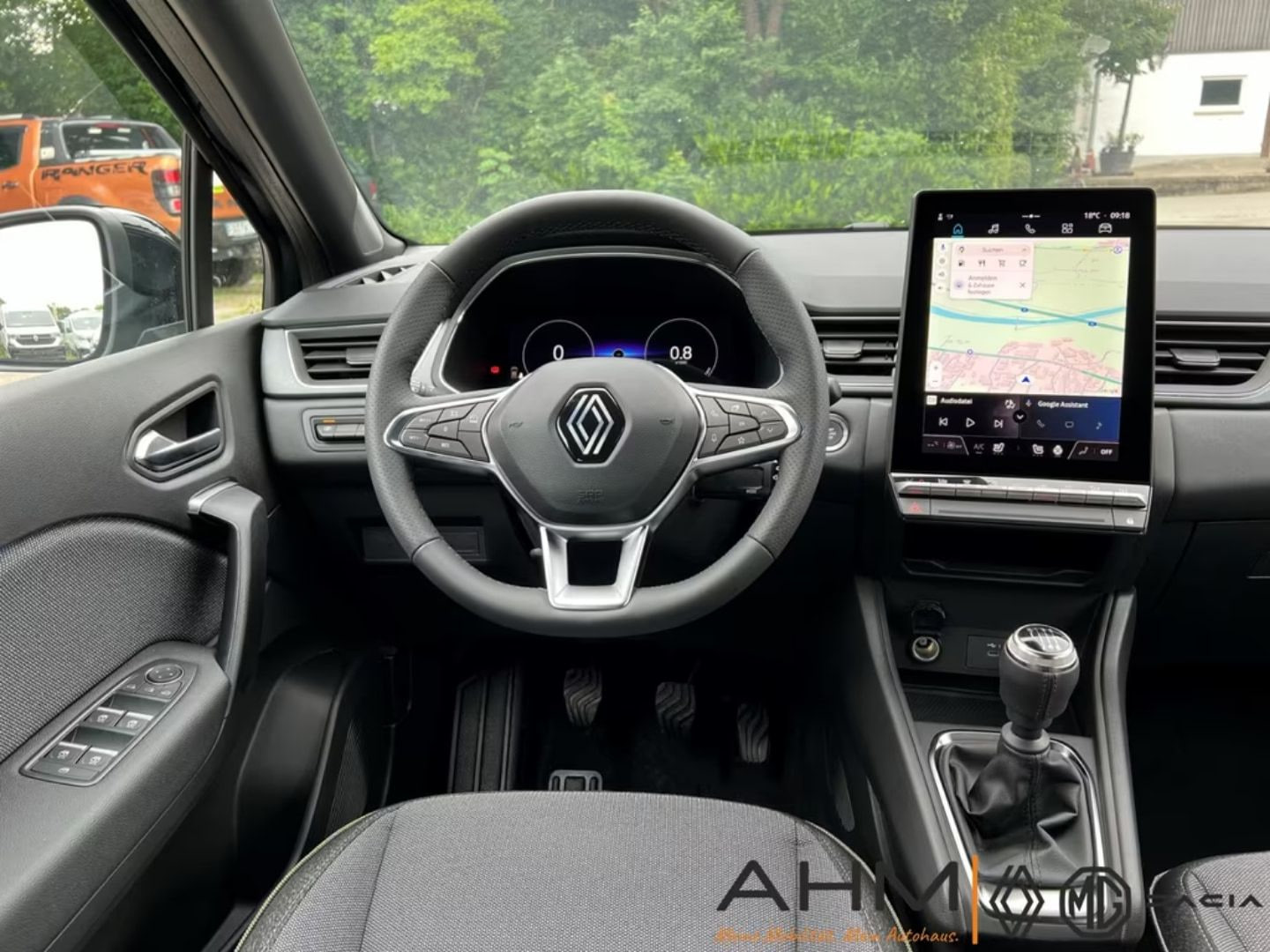 Renault Captur — фото 10