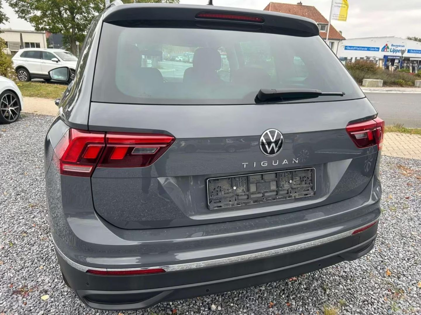 Volkswagen Tiguan — фото 2