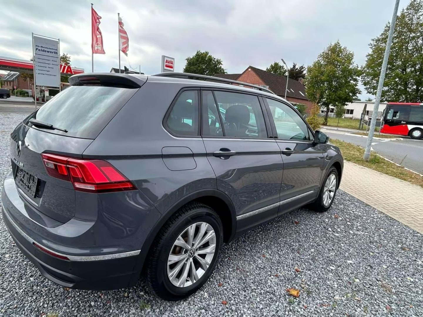Volkswagen Tiguan — фото 5