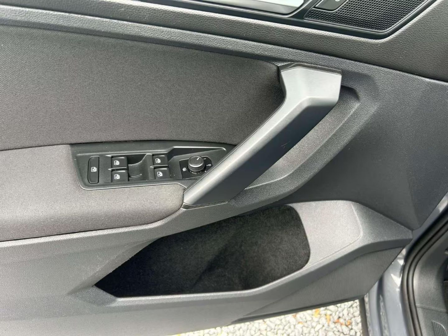 Volkswagen Tiguan — фото 9