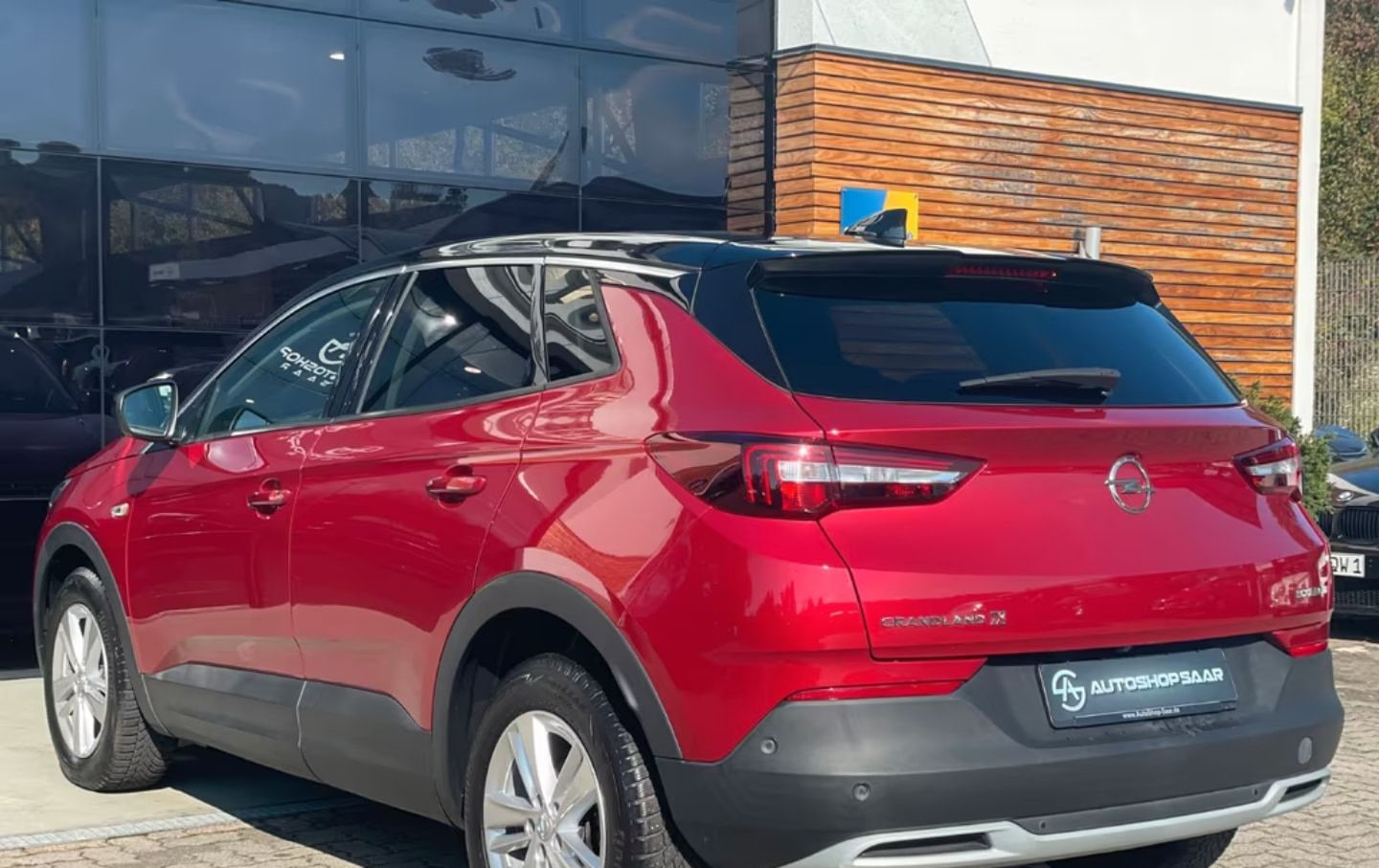 Opel Grandland (X) — фото 13