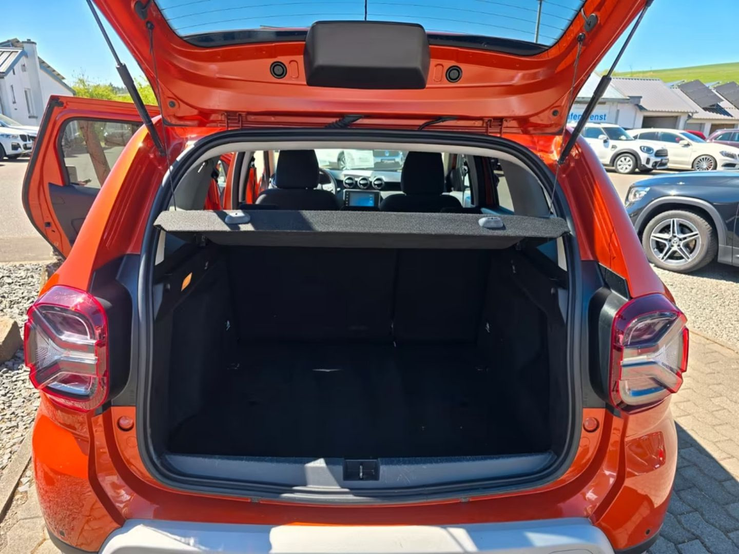 Dacia Duster — фото 3