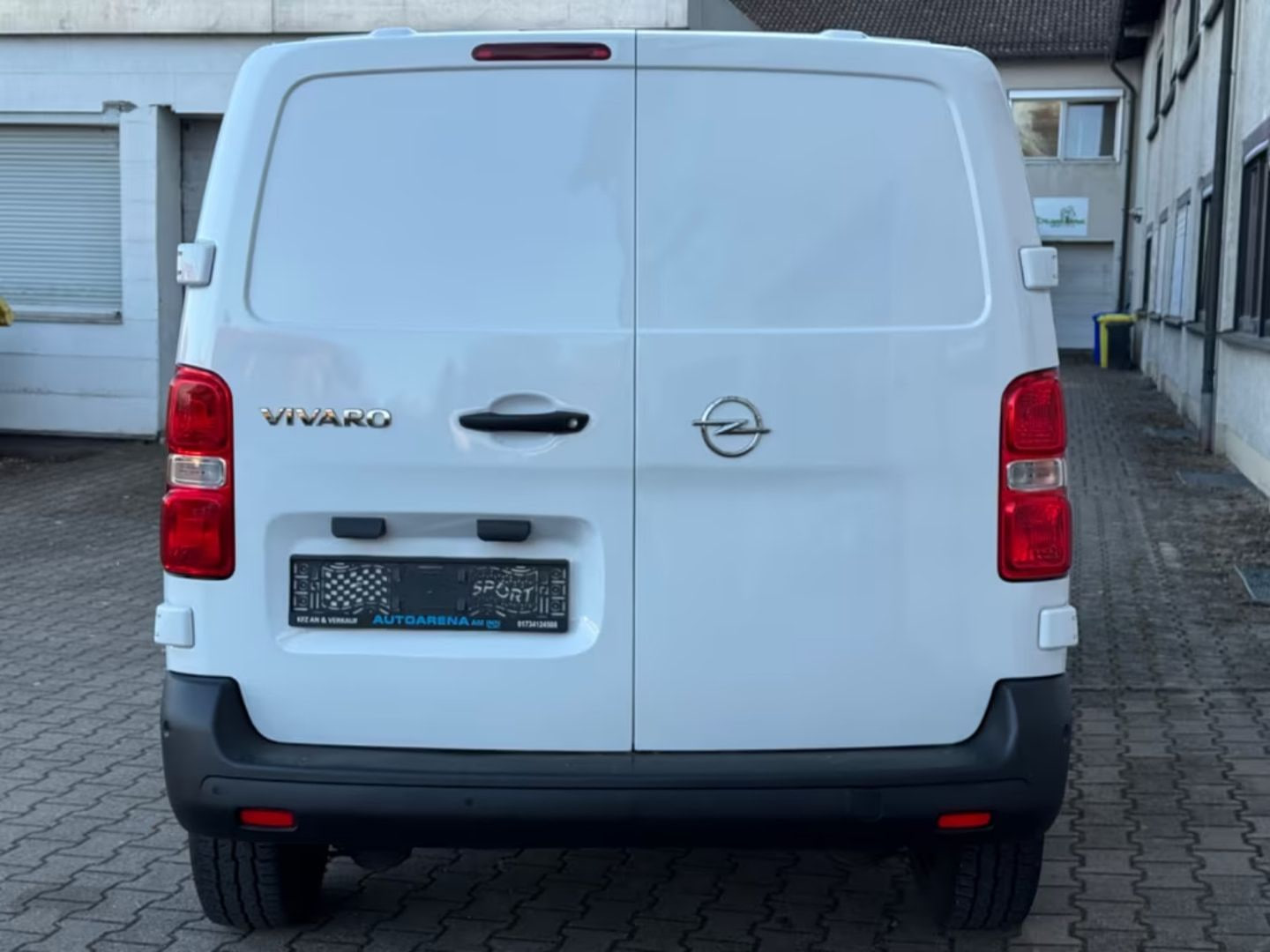 Opel Vivaro — фото 3