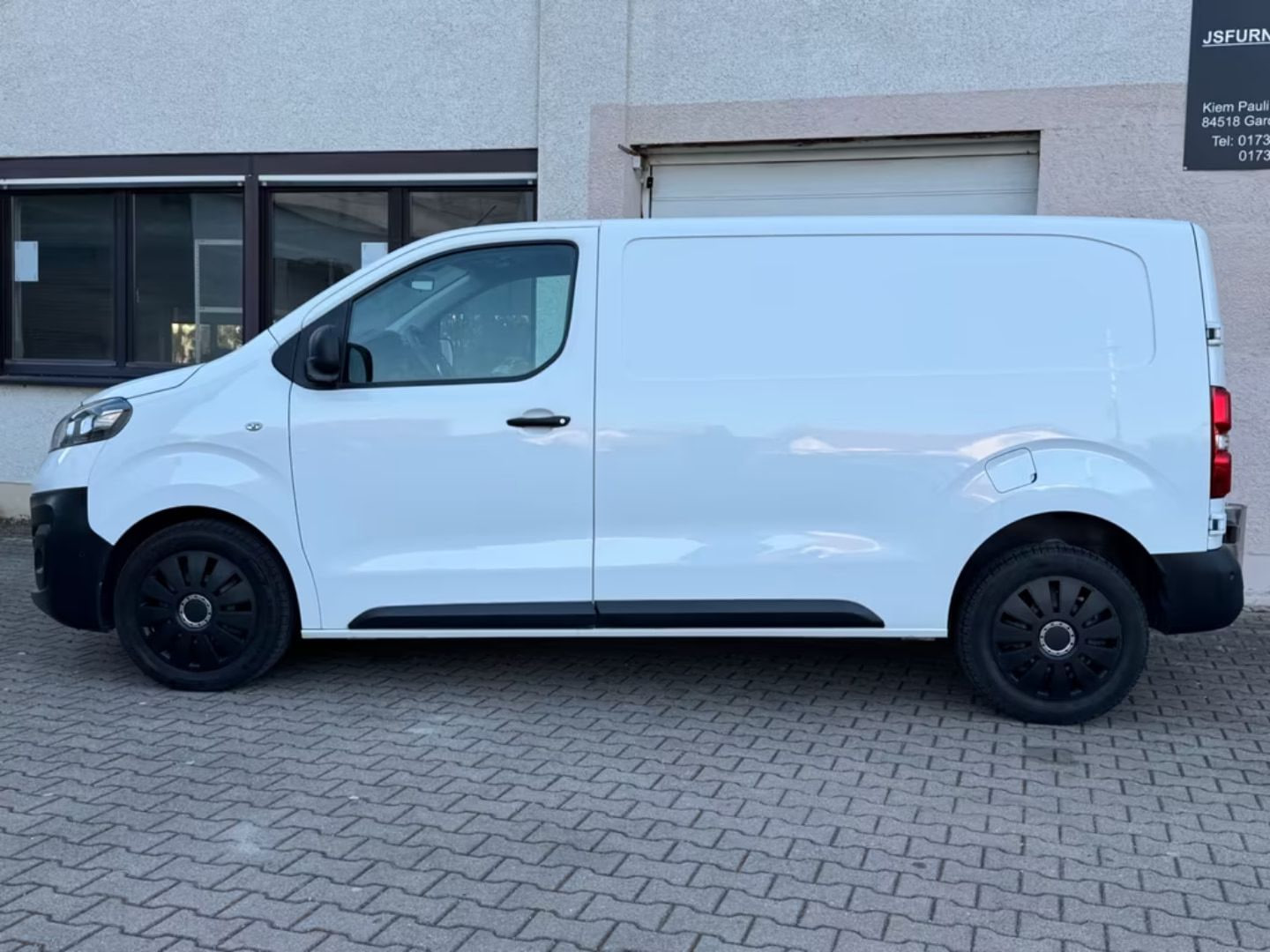 Opel Vivaro — фото 6