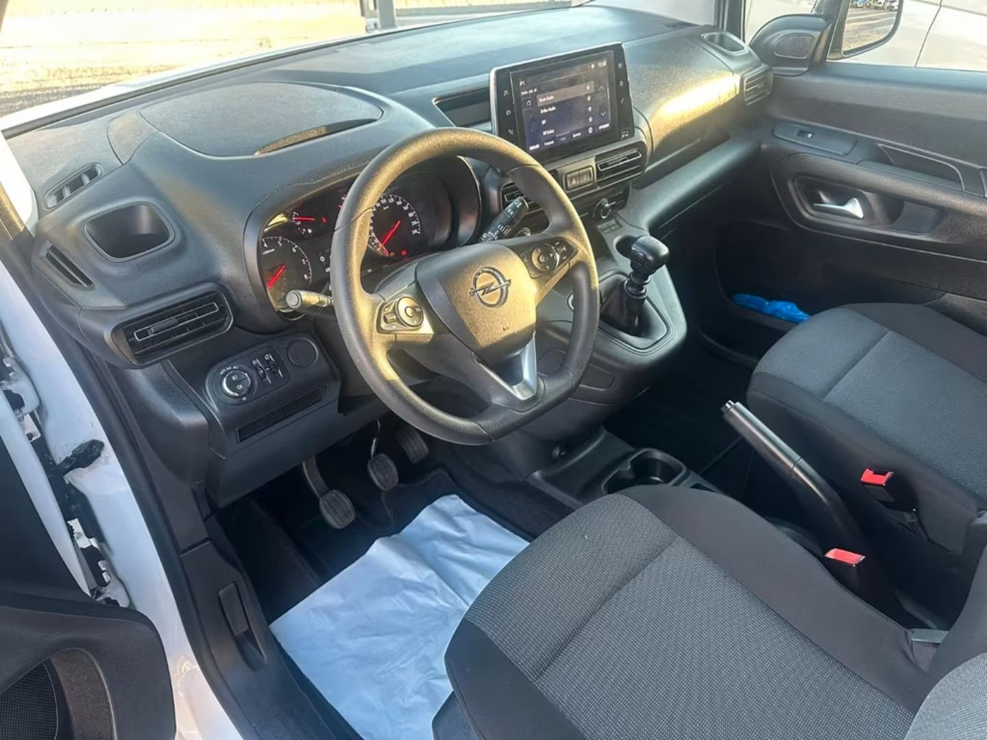 Opel Combo — фото 4