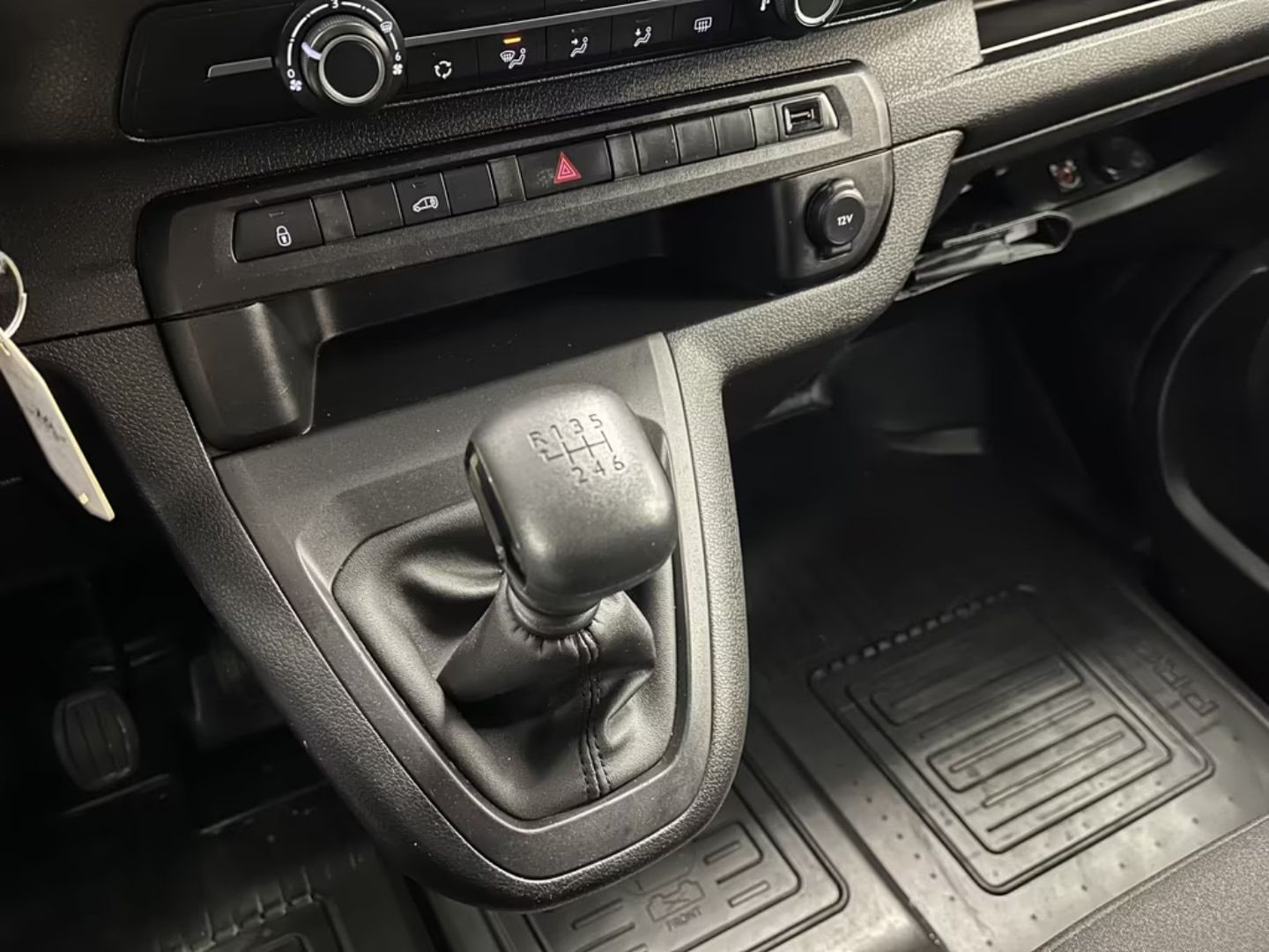 Toyota Proace (Verso) — фото 11