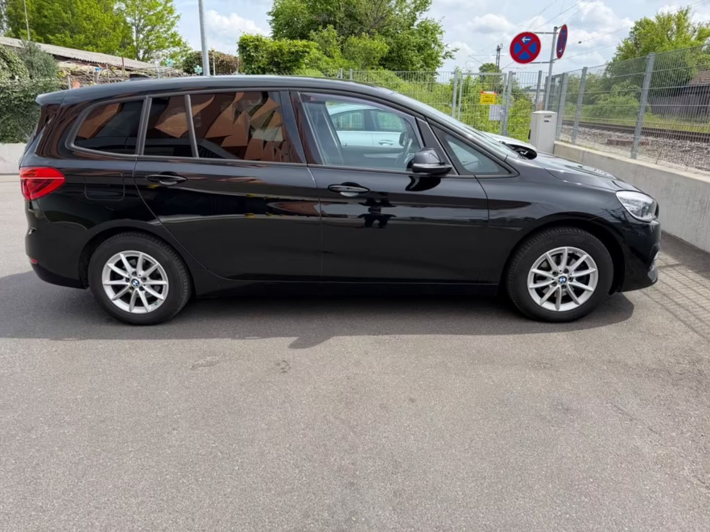 BMW 216 Gran Tourer — фото 5