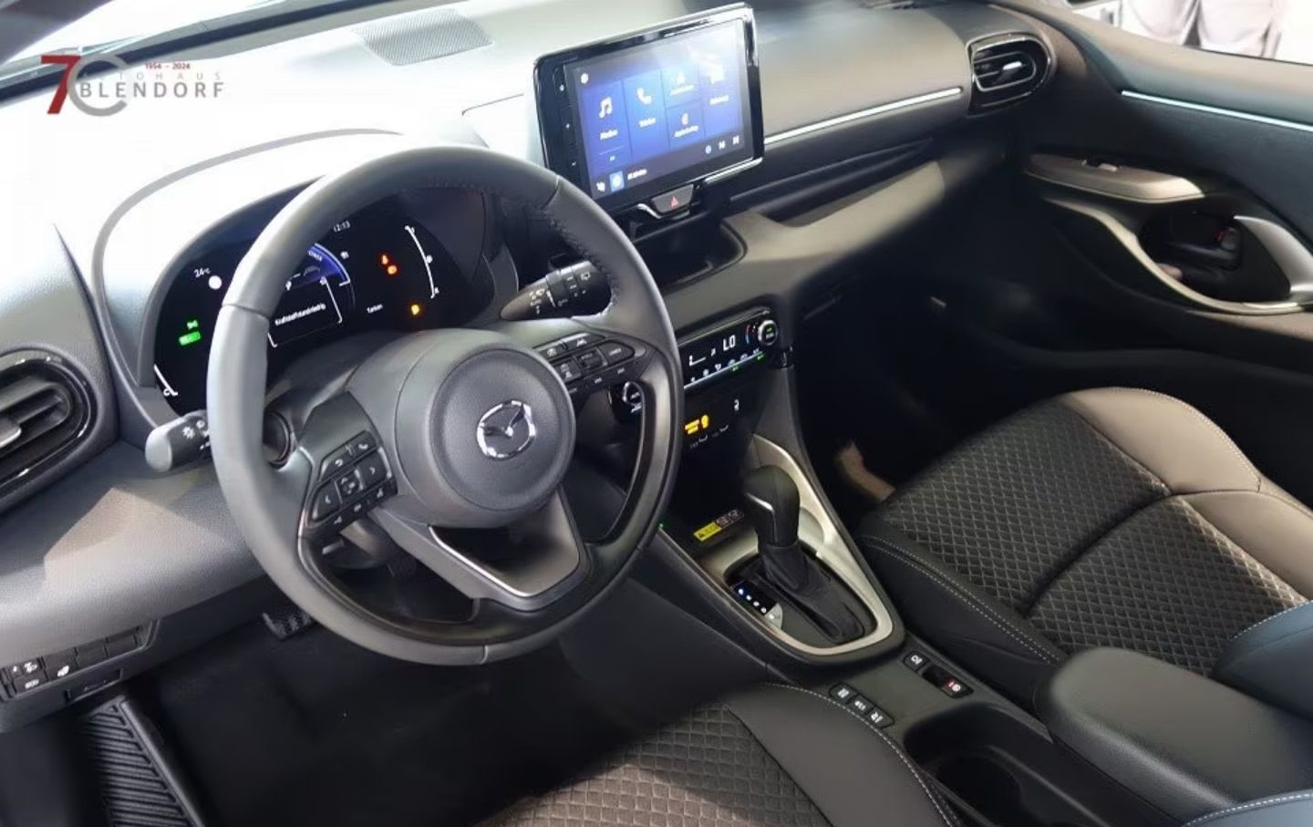 Mazda 2 Hybrid — фото 5
