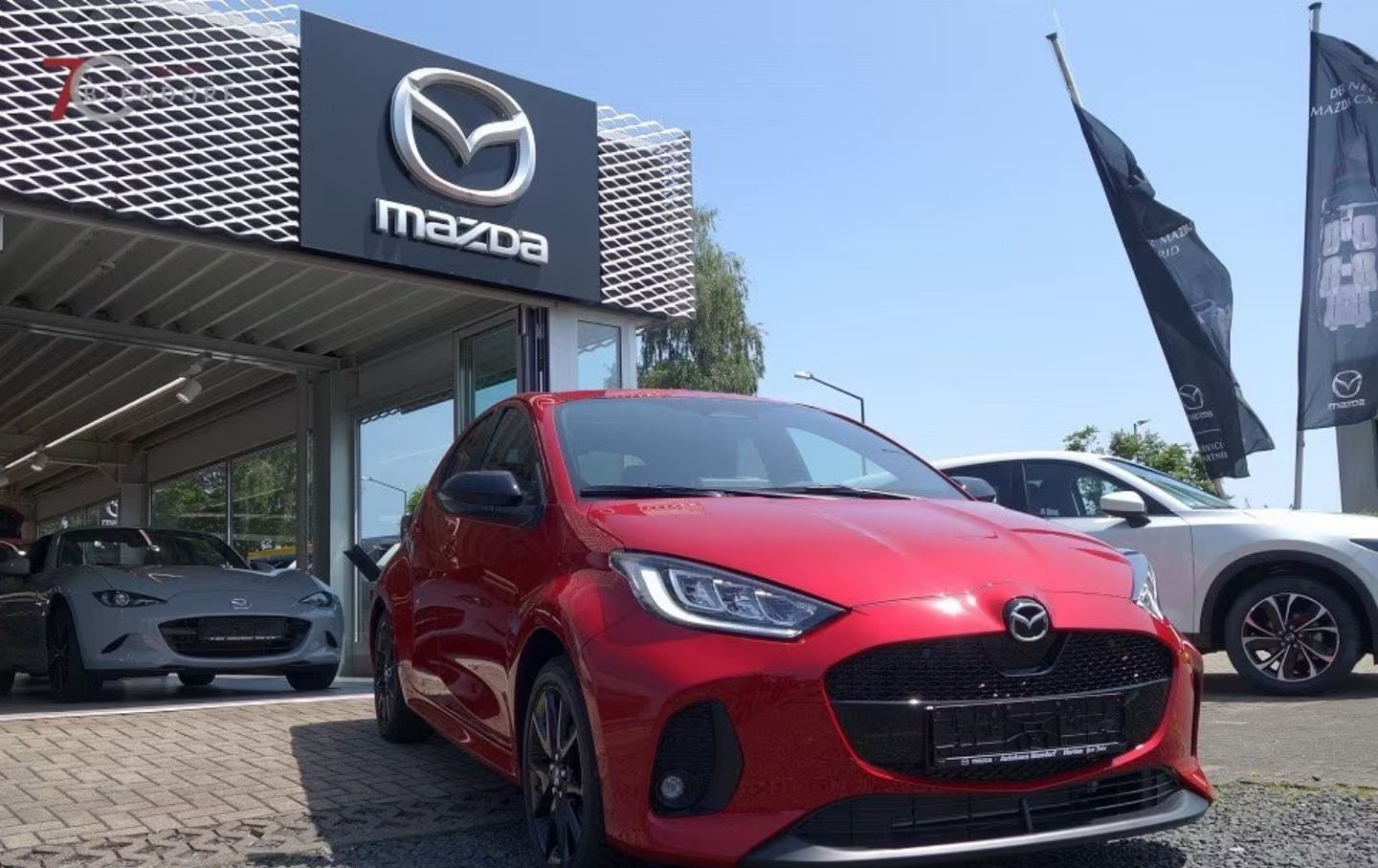 Mazda 2 Hybrid — фото 6